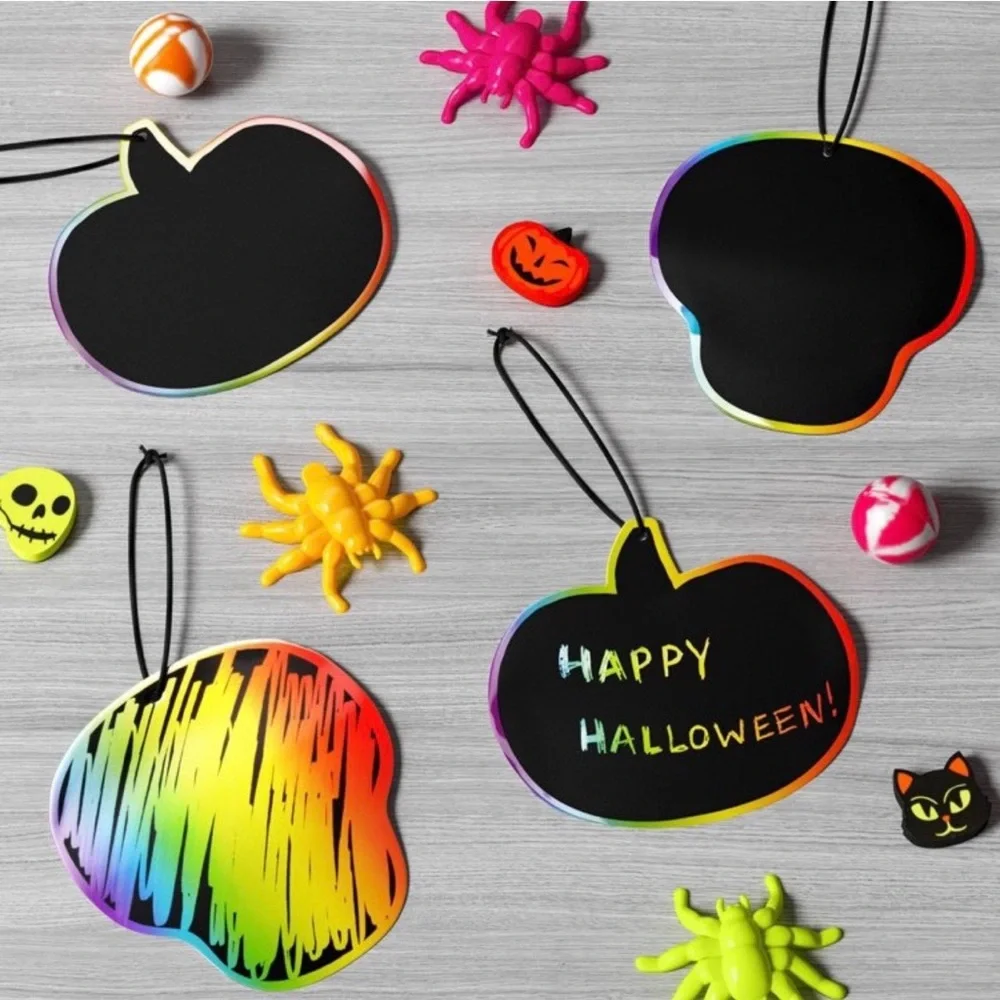 Hyde and EEK‎ Boutique Scratch Art Party Favors 48 Count